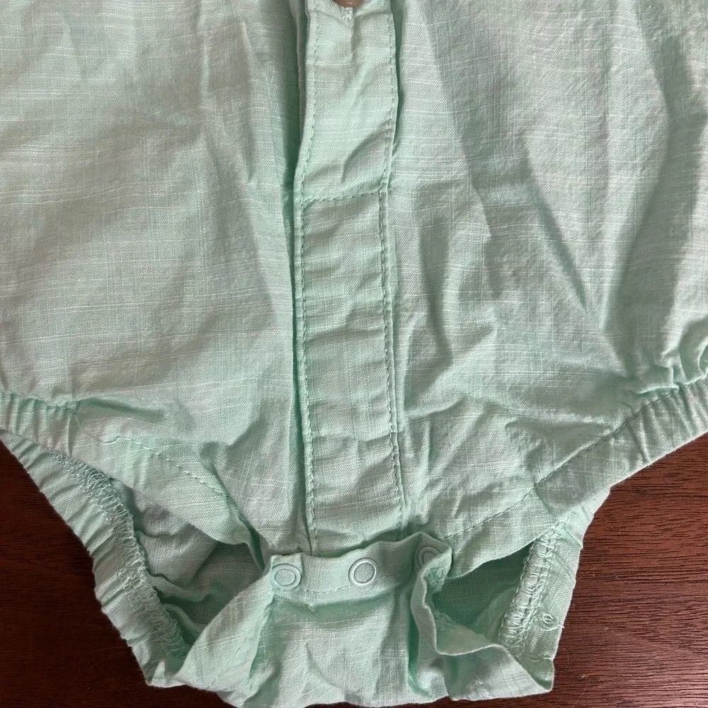 Cat & Jack Mint Green Baby Bodysuit, Size 6-9 M